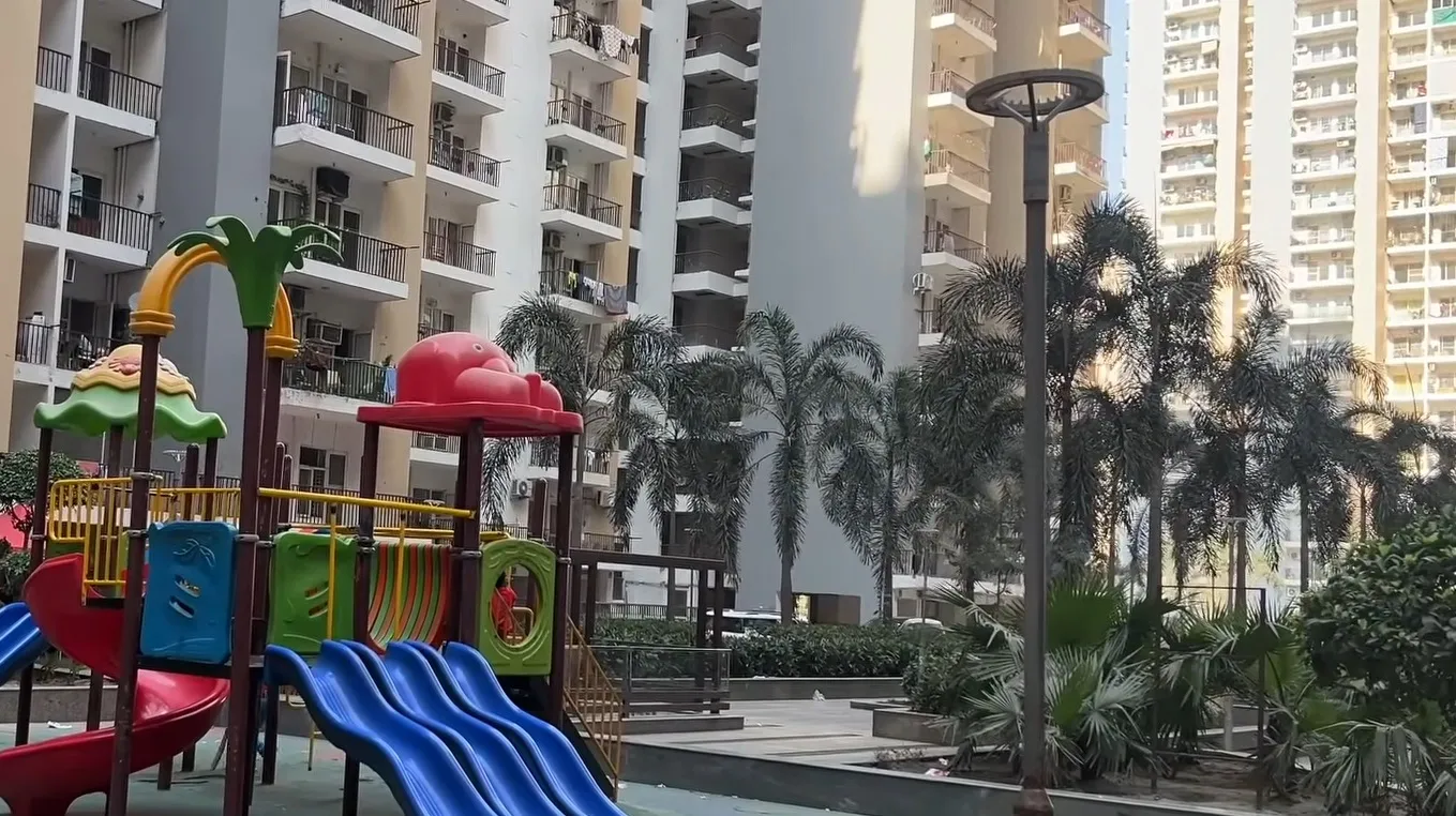 2/3/4 BHK Flats Apartments in Greater Noida